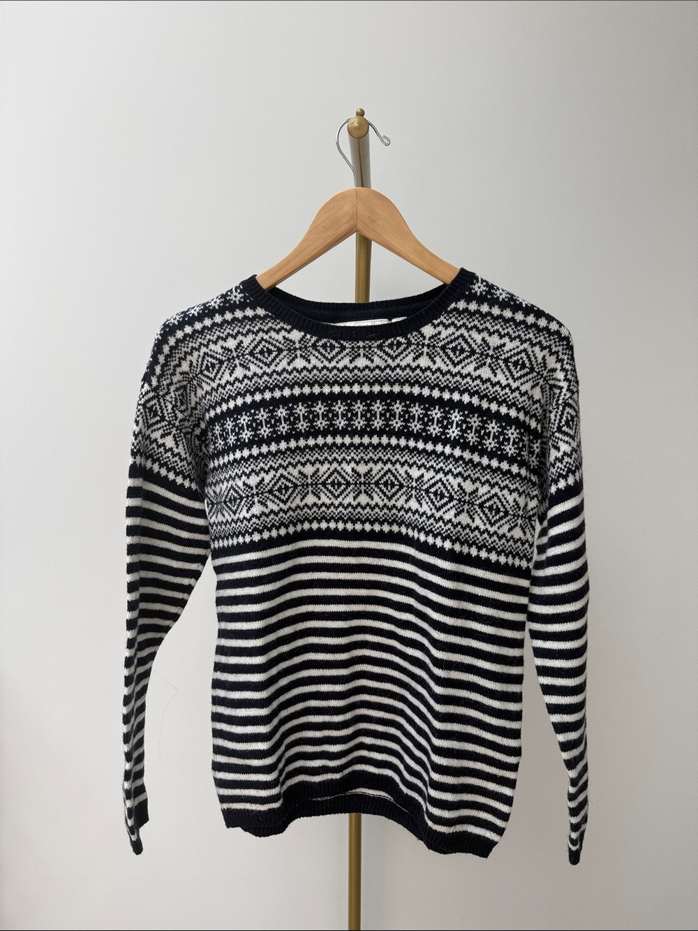 Navy Blue and White Fair Isle Sweater Women’s XS